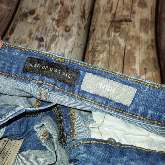 Aeropostale Light Blue Distressed Jean Shorts - Picture 3 of 14